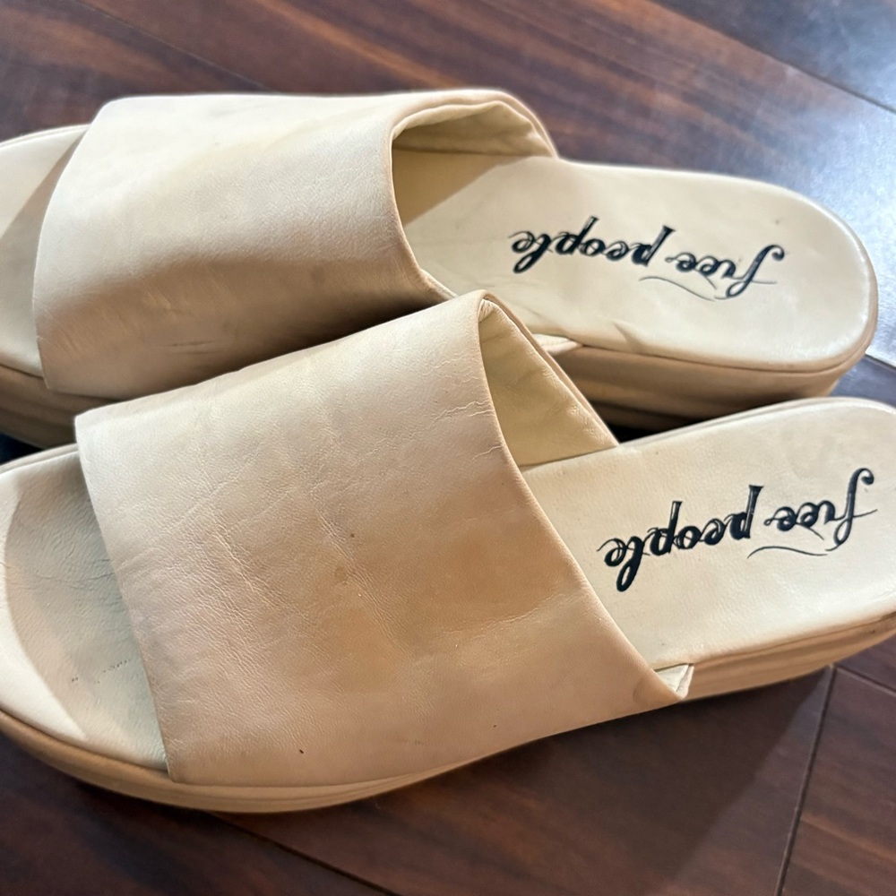 Free People Beige Platform Slide Sandals Size 38.5 - Picture 3 of 7